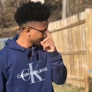 Meet your Posher, Isaiah